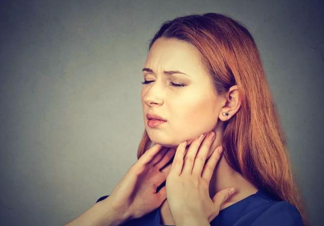 甲状腺结节患者早期有哪些症状表现？